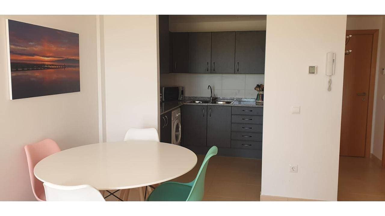Foto 10 von 24: Two-Bedroom Apartment