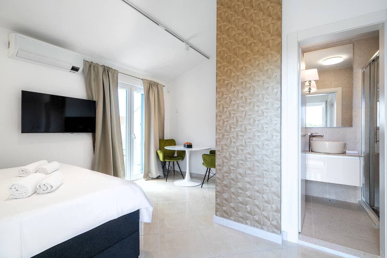 Foto 4 von 36: Villa Levante Studio Apartment 4