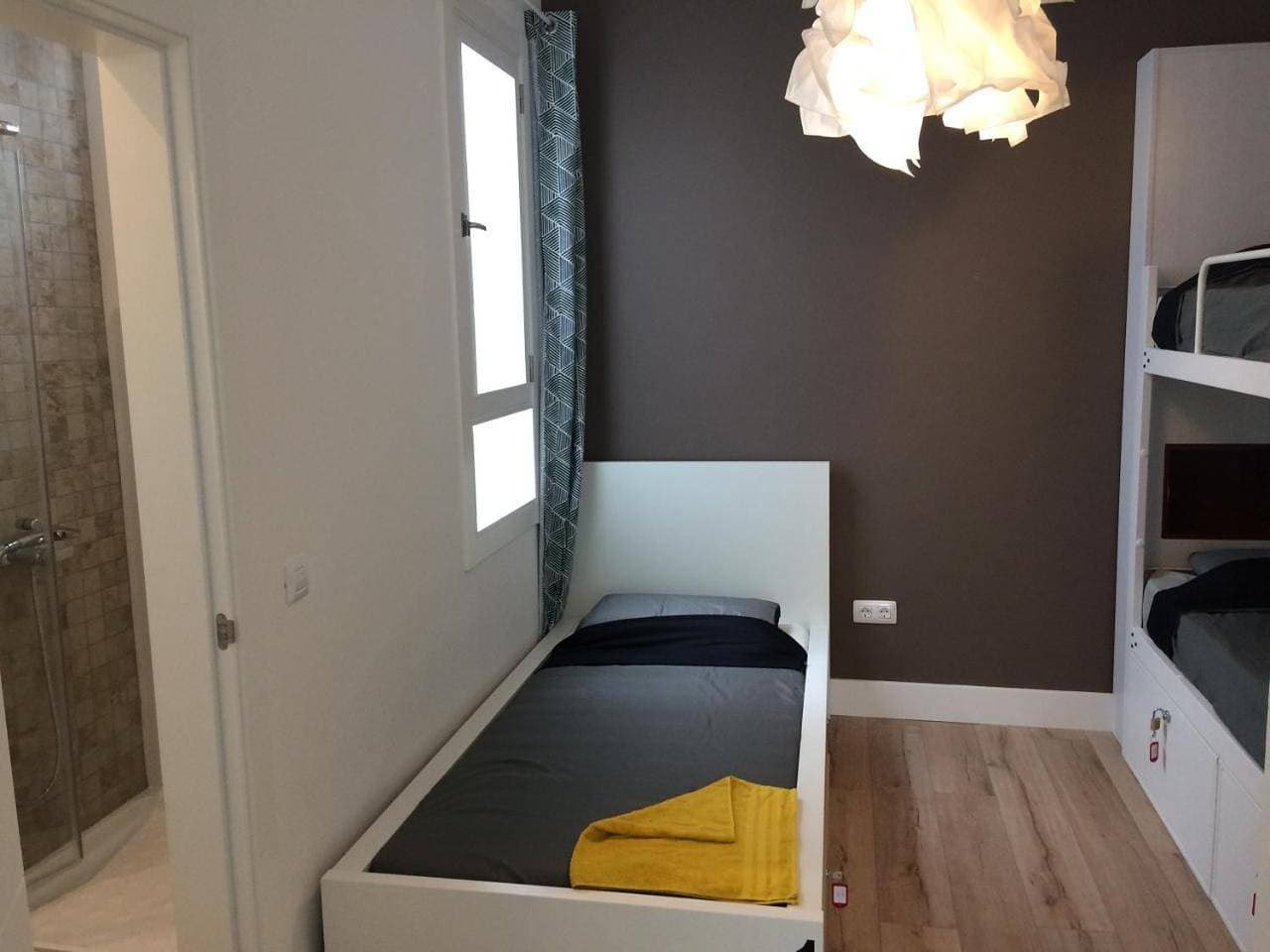 Foto 9 von 11: Triple Room