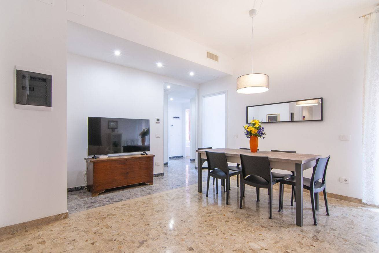 Foto 5 von 44: Ferienwohnung für 4 Personen mit Balkon/Terrasse