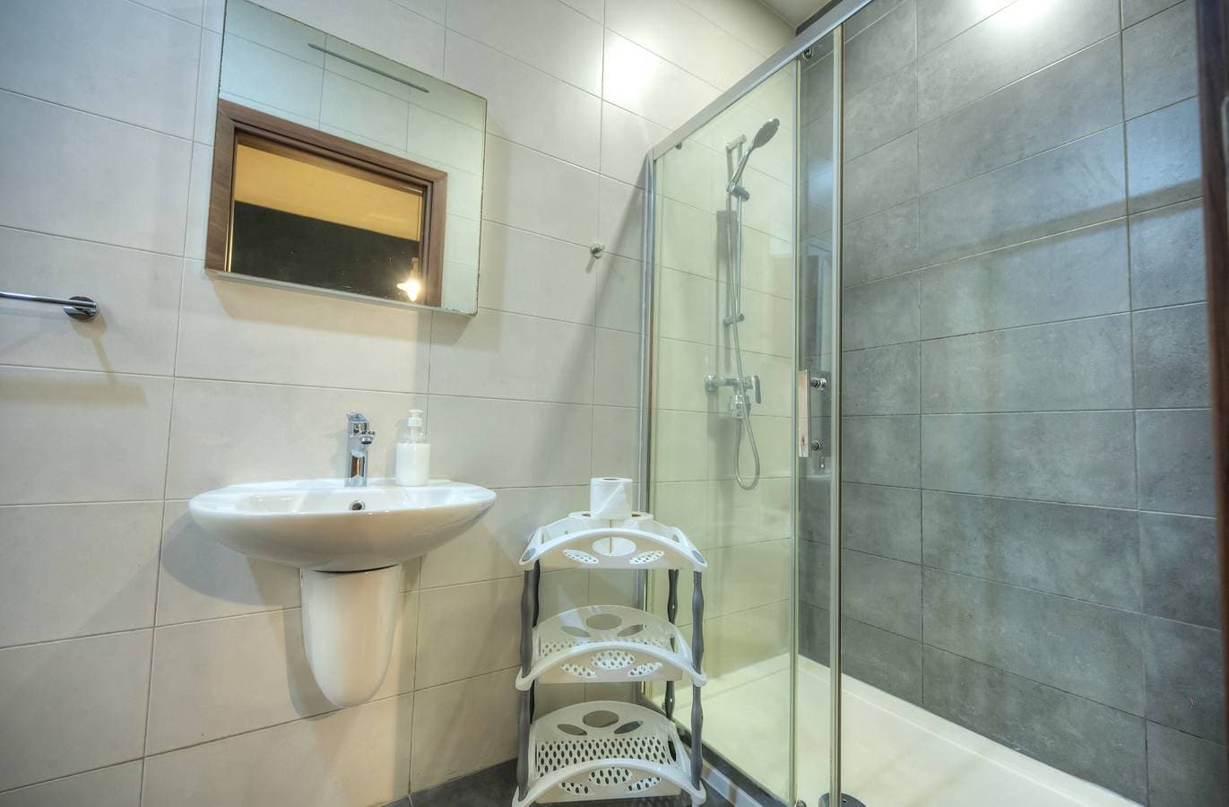 Foto 9 von 35: Ferienwohnung für 5 Personen mit Balkon