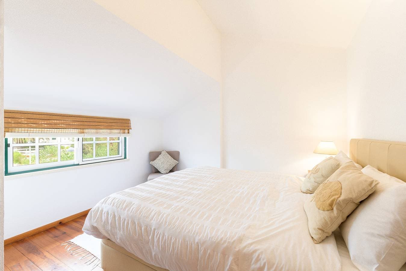 Foto 9 von 29: Villa 'Your Beachfront Escape Awaits' mit privater Terrasse, privatem Garten und WLAN