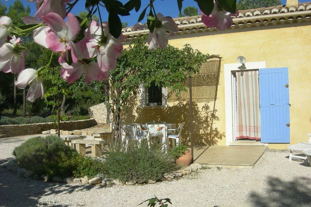 Provenzalisches Ferienhaus mit Pool in der Nähe des Dorfes Roussilon 1