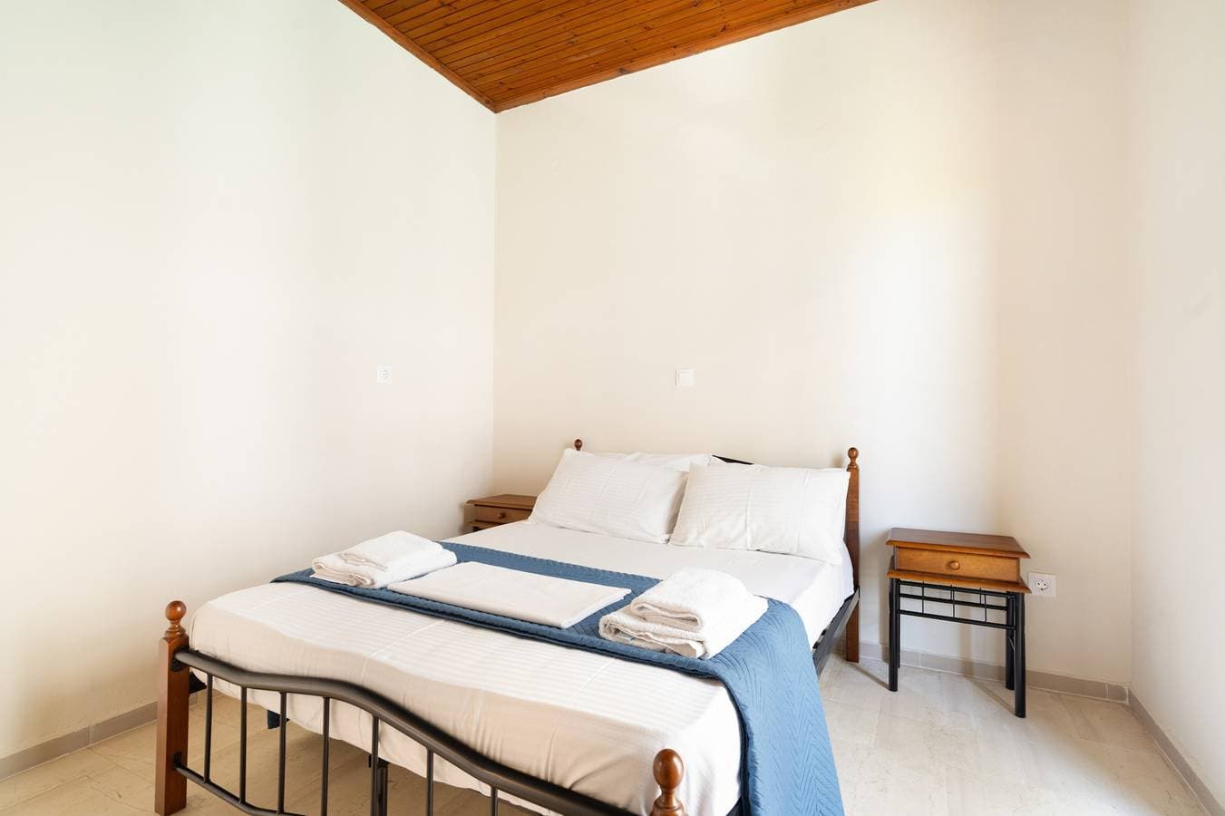 Foto 8 von 32: Apartment 'Secret Beach A' mit Meerblick, WLAN und Klimaanlage