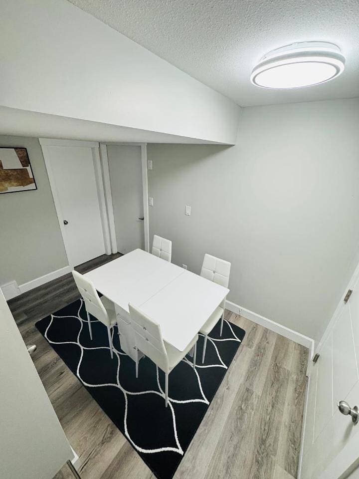 Foto 11 von 24: One-Bedroom Apartment