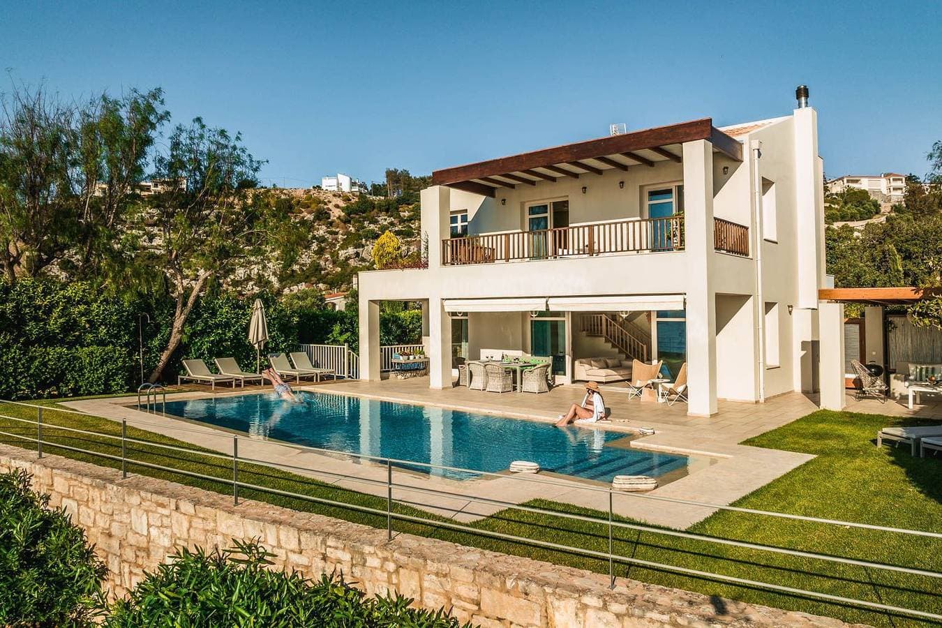 Villa 1