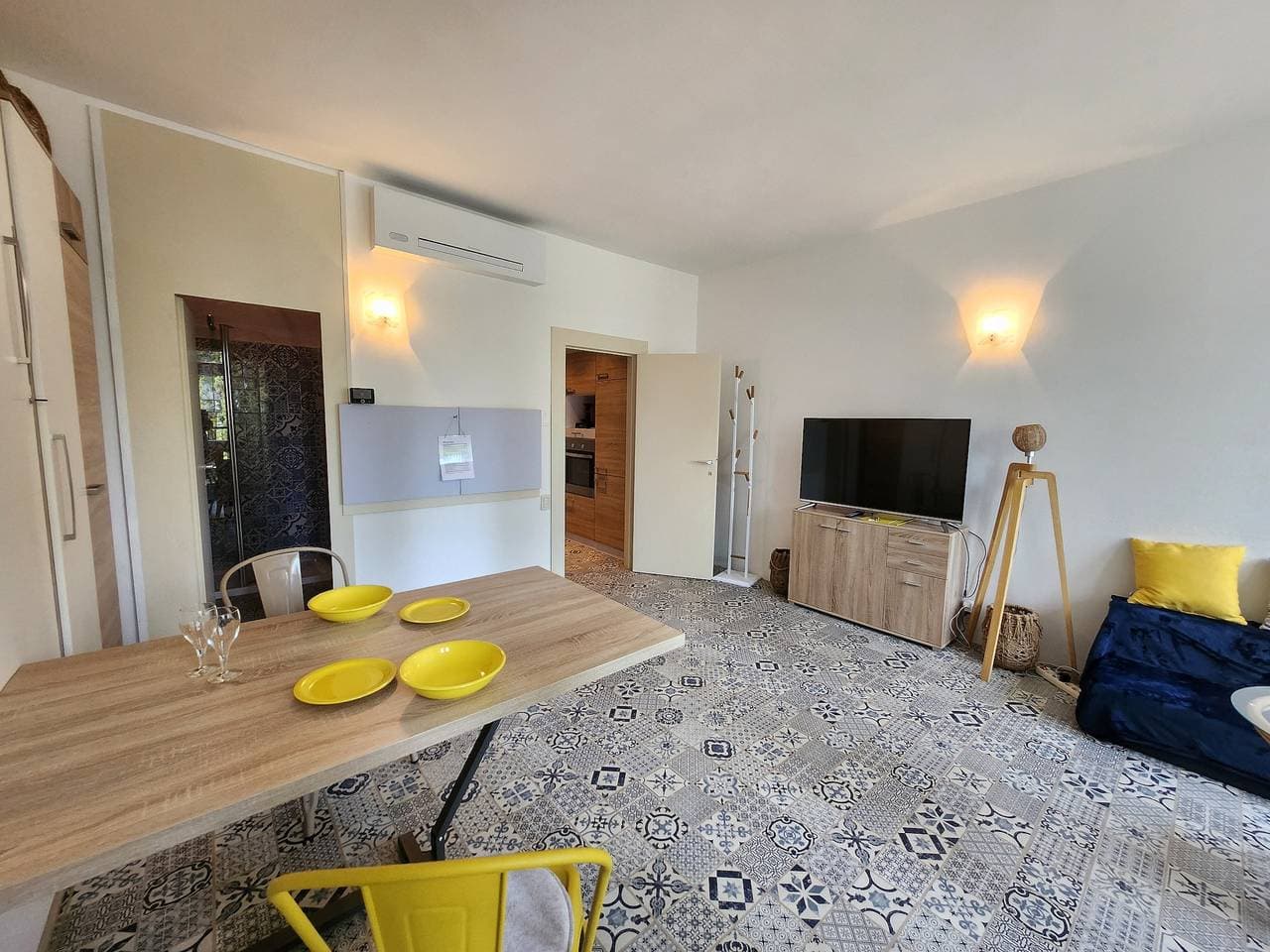 Foto 6 von 25: Charmantes Apartment mit Seeblick in Gardone Riviera