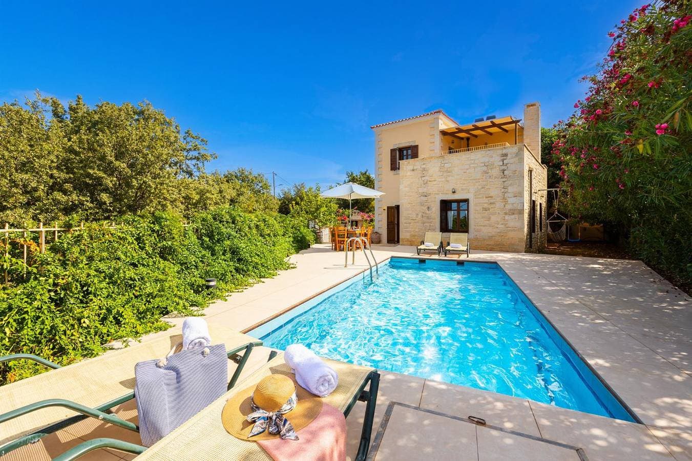 Foto 6 von 26: Villa für 6 Personen mit Terrasse