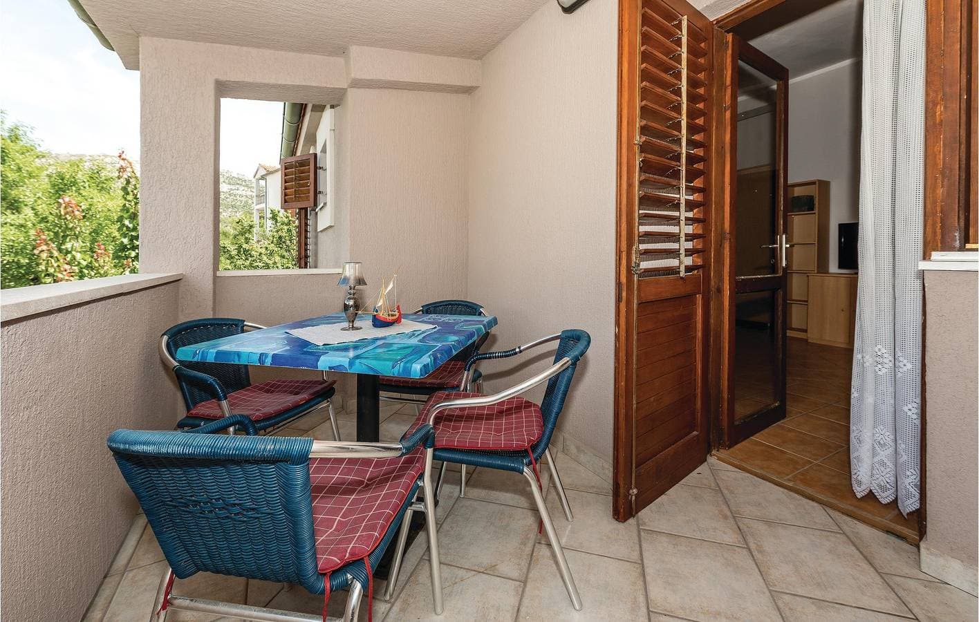 Foto 4 von 21: Gemütliche Ferienwohnung mit Terrasse, 200 m vom Strand Camp Vala entfernt