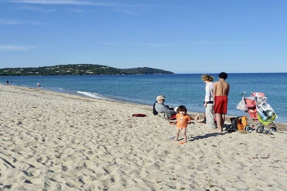 Foto 13 von 16: Pampelonne Strand-Center, Erdgeschoss eines Hauses, 2500 m2 Grundstück