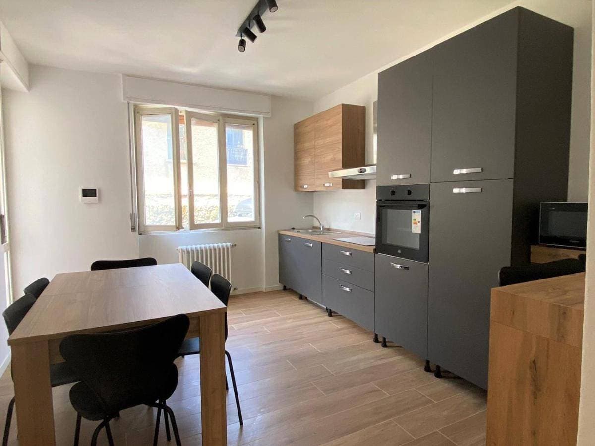 Foto 3 von 17: Two-Bedroom Apartment