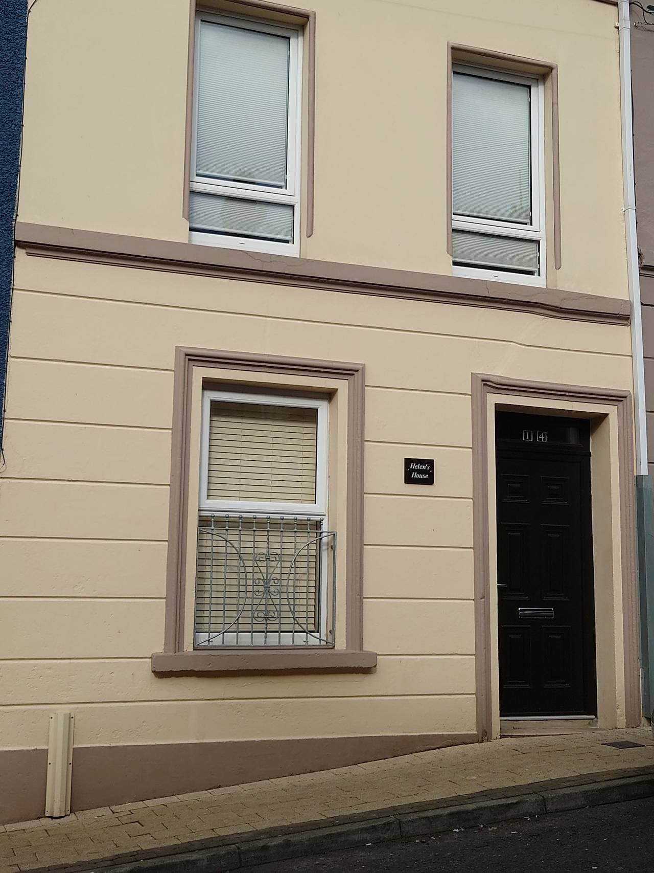 Foto 7 von 40: 5 Guests - Helens House Derry City Centre - 3 Bed