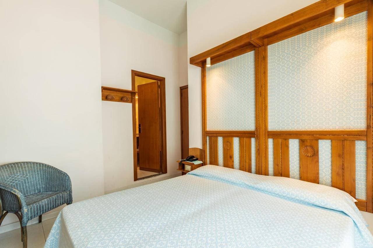 Foto 4 von 8: Economy Double Room