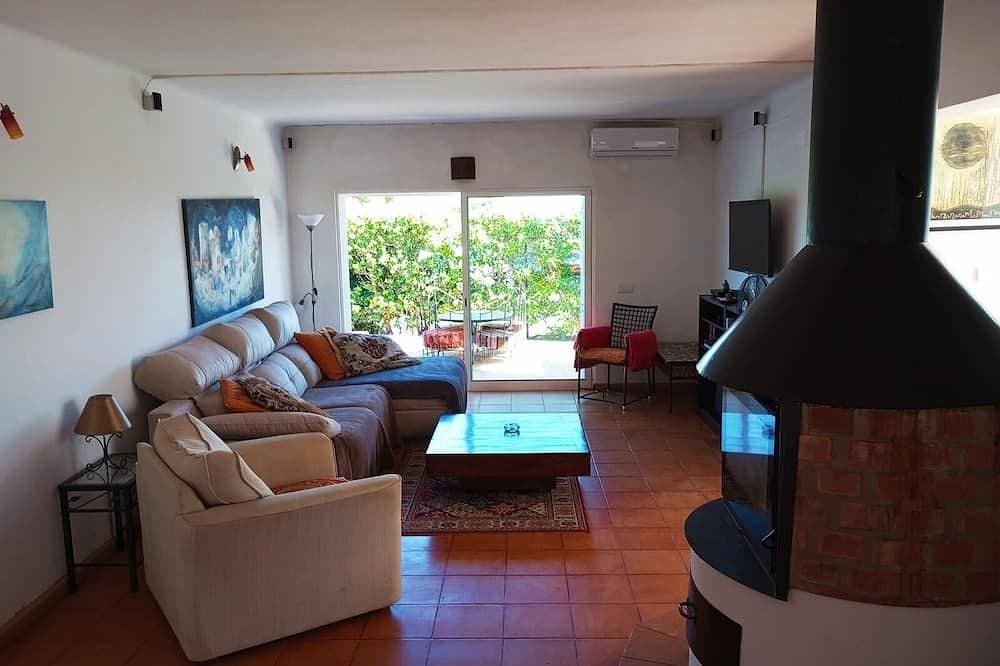 Foto 8 von 25: Villa mit privatem Whirlpool und Meerblick
