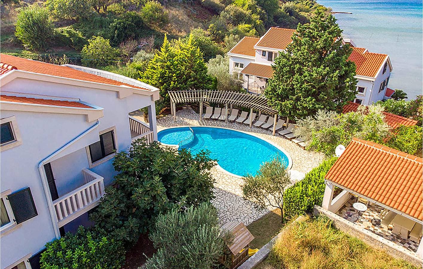 Foto 4 von 23: Charmantes Apartment mit Pool, Terrasse und WLAN – 2 km bis zur Küste