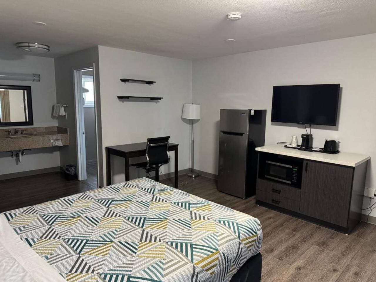 Ms6 Vancouver|1 Queensize-Bett|Suite|Nichtraucher 1