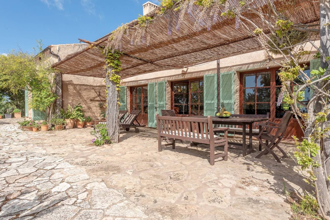 Foto 4 von 27: Traumhafte Finca mit Pool, Steingarten, Terrassen und WLAN; Parkplätze vorhanden