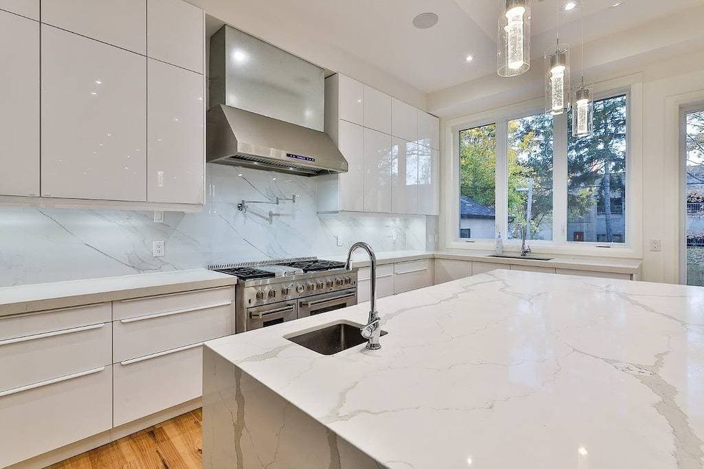 Foto 4 von 12: Comfortable Room in Toronto next to Yorkdale shopping mall
