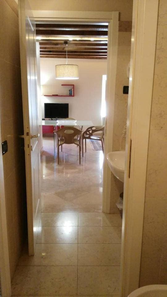 Foto 13 von 17: Two-Bedroom Apartment (3 Adults) - Separate Building