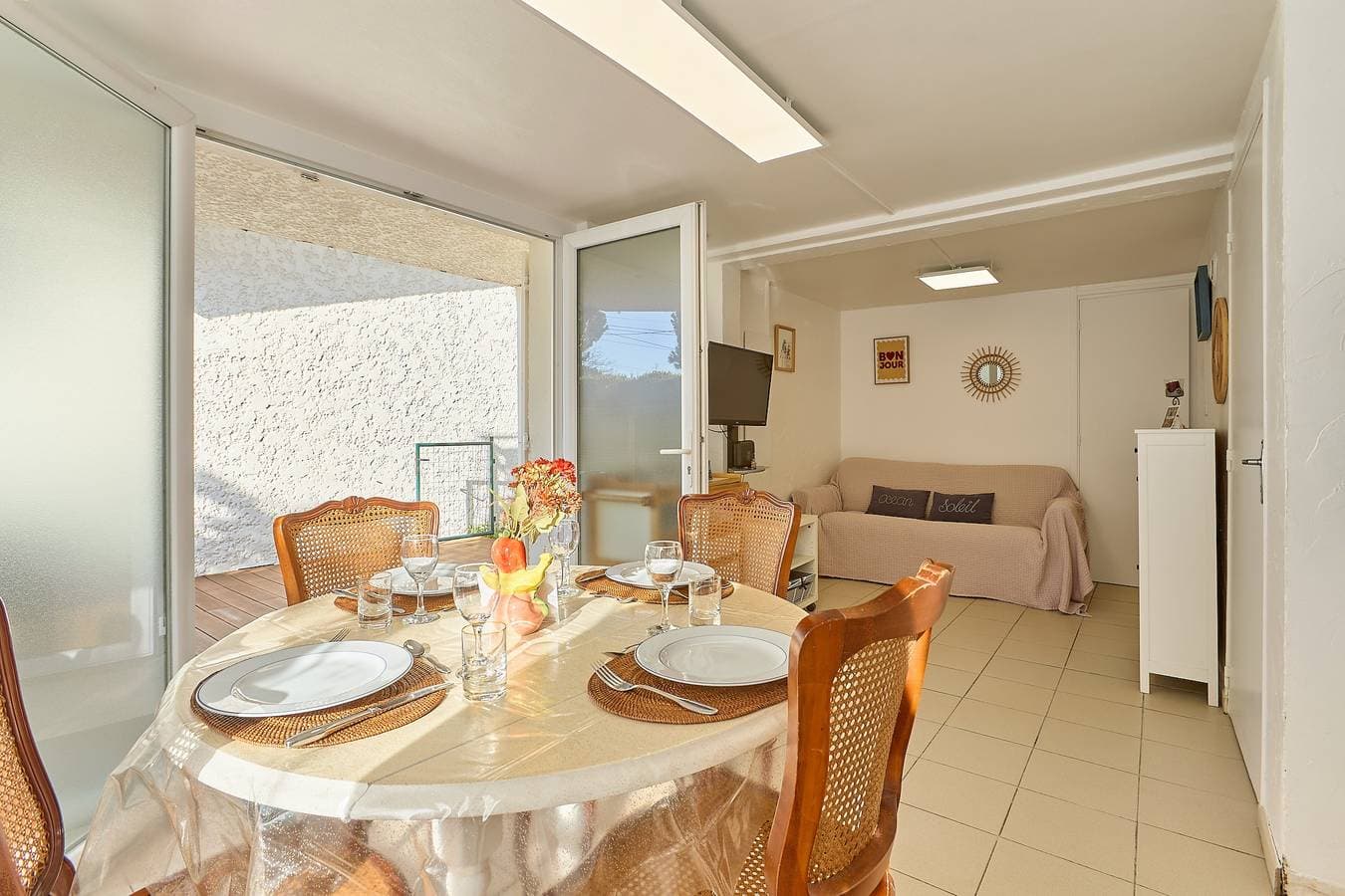 Foto 8 von 15: Ferienwohnung für 3 Personen mit Terrasse