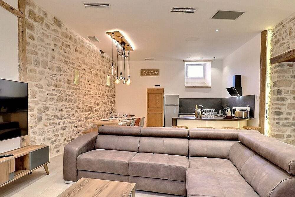 Foto 13 von 19: Le Figuier Vacation Rental - Angel Rentals in Southern Ardèche, Sleeps 4, with Private Courtyard