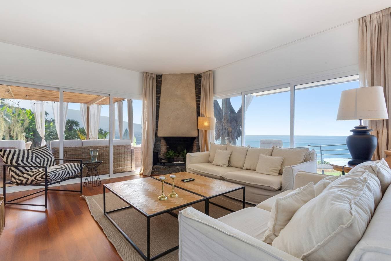 Foto 5 von 44: Ferienhaus "Villa Bahía de Michel" mit Meerblick, Pool, Garten & WLAN