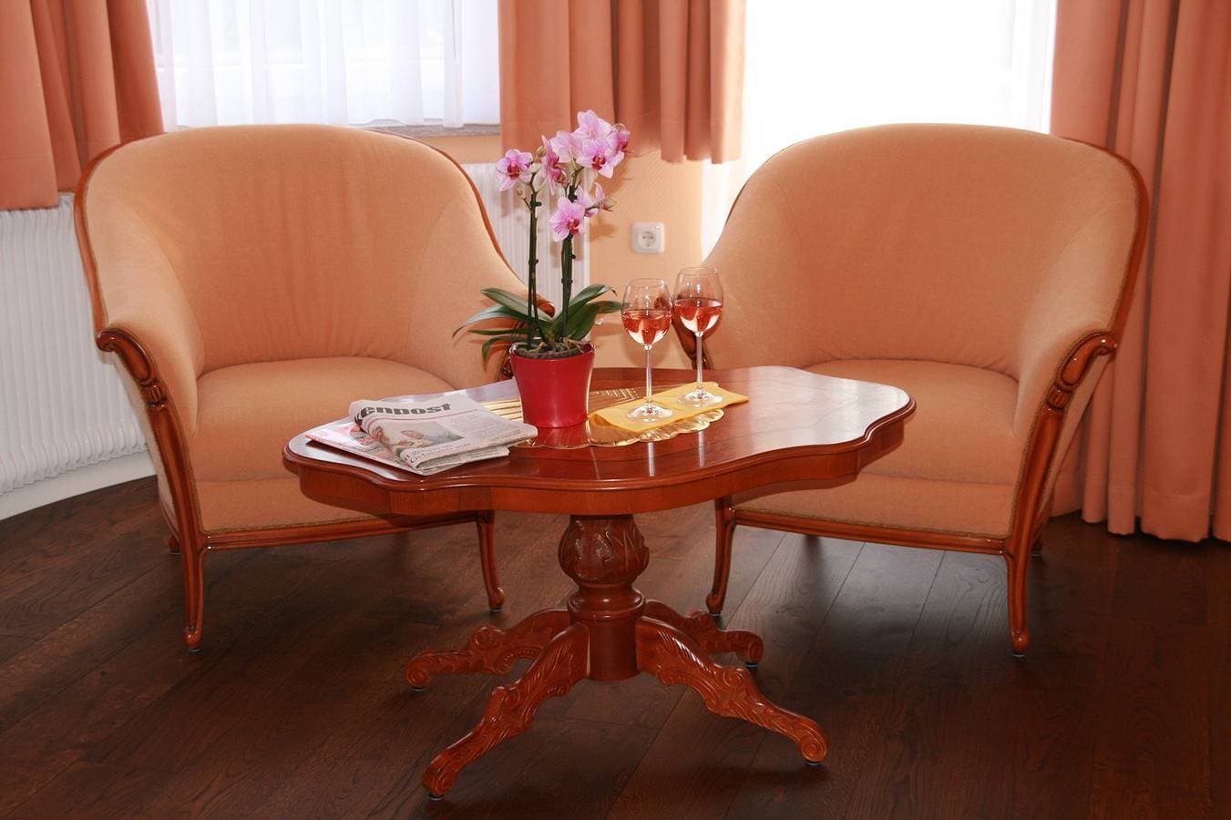 Foto 5 von 22: Hotel Modena - Doppelzimmer in traditionsreicher Jugendstilvilla