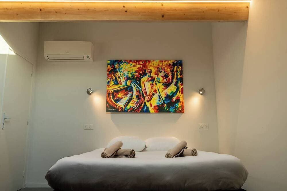 Foto 4 von 27: Villa Columbia: pool, hot tub and mountain views near Nice