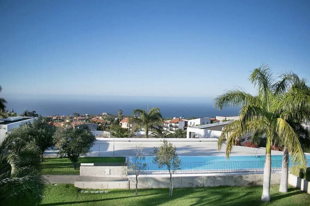 Foto 7 von 11: Wohnung für 2 mit Pool und Meerblick