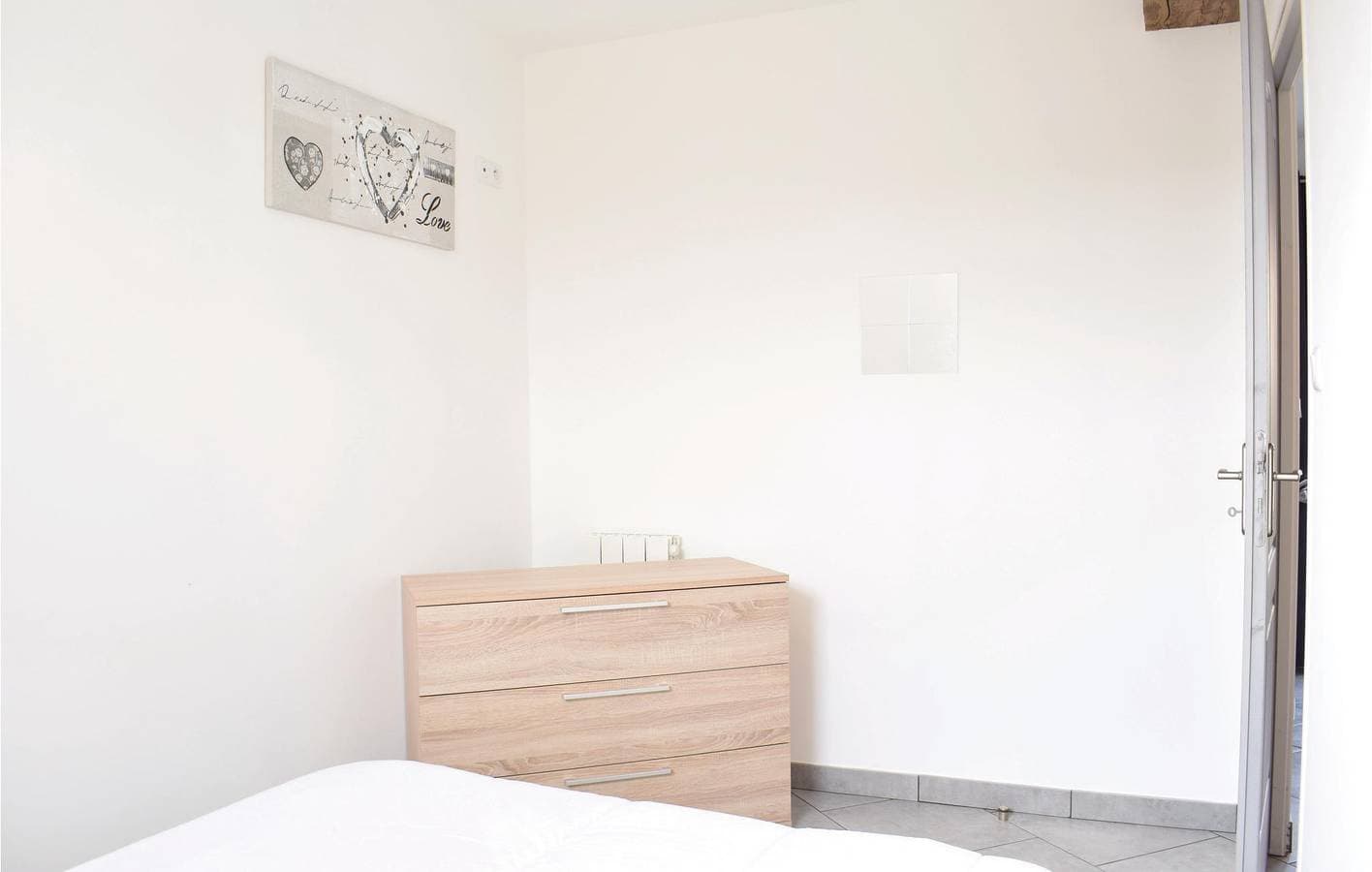 Foto 8 von 14: WiFi, TV & Flussblick Wohnung - 700m nach La Sèves