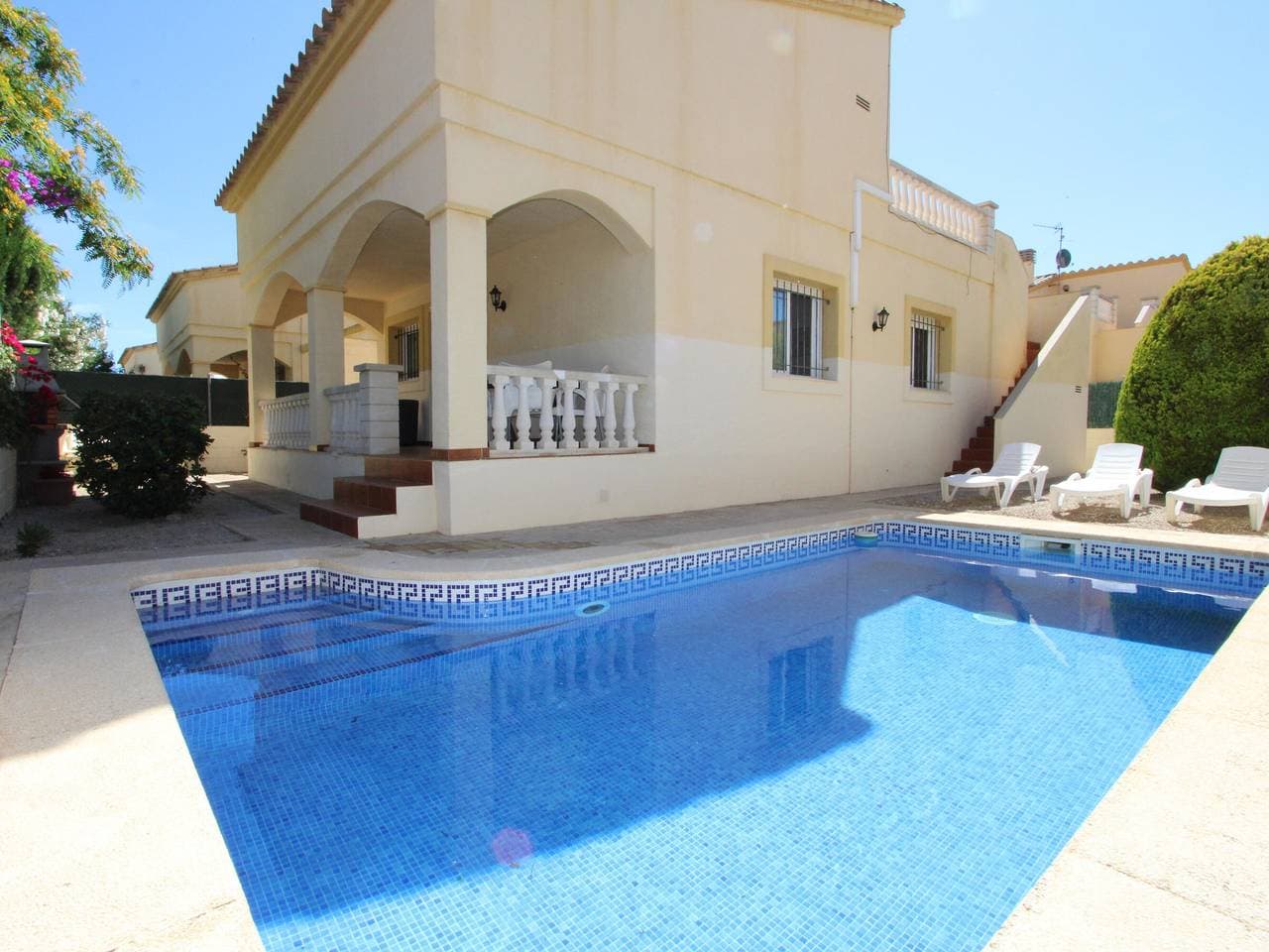 Ferienhaus mit Pool, strandnah, wahlweise Klimaanlage, gratis WLAN, hundefreundlich, Hundestrand 1