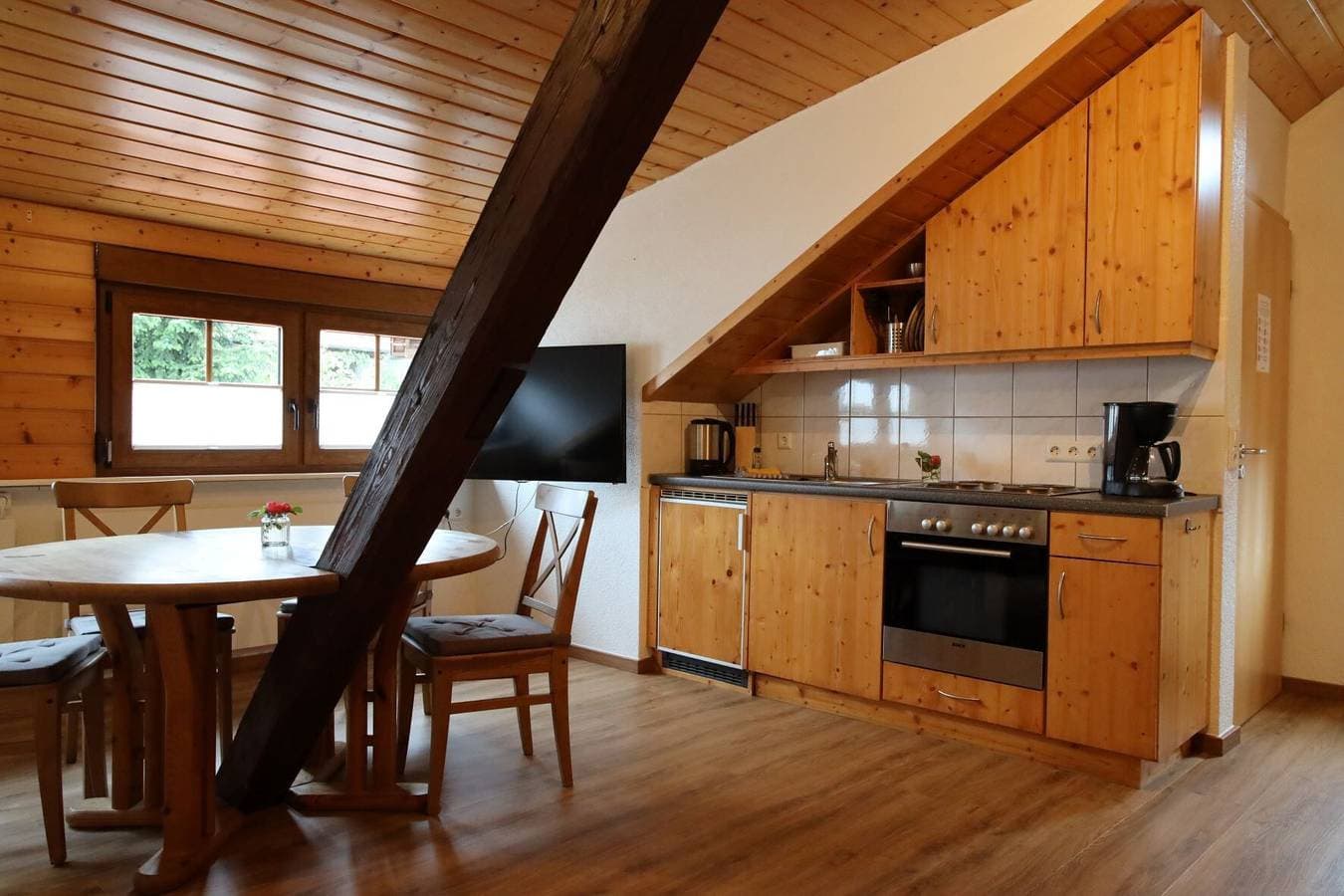 Foto 5 von 19: Gemütliches Schwarzwald-Studio "Brennhäusle" (52 qm) – WLAN & Parkplatz gratis, stadtnah