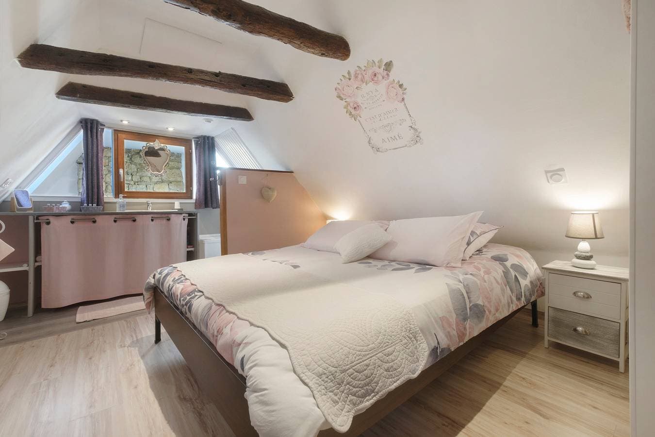 Foto 13 von 32: Ferienhaus „La Perle Rosée“ mit privater Terrasse und WLAN