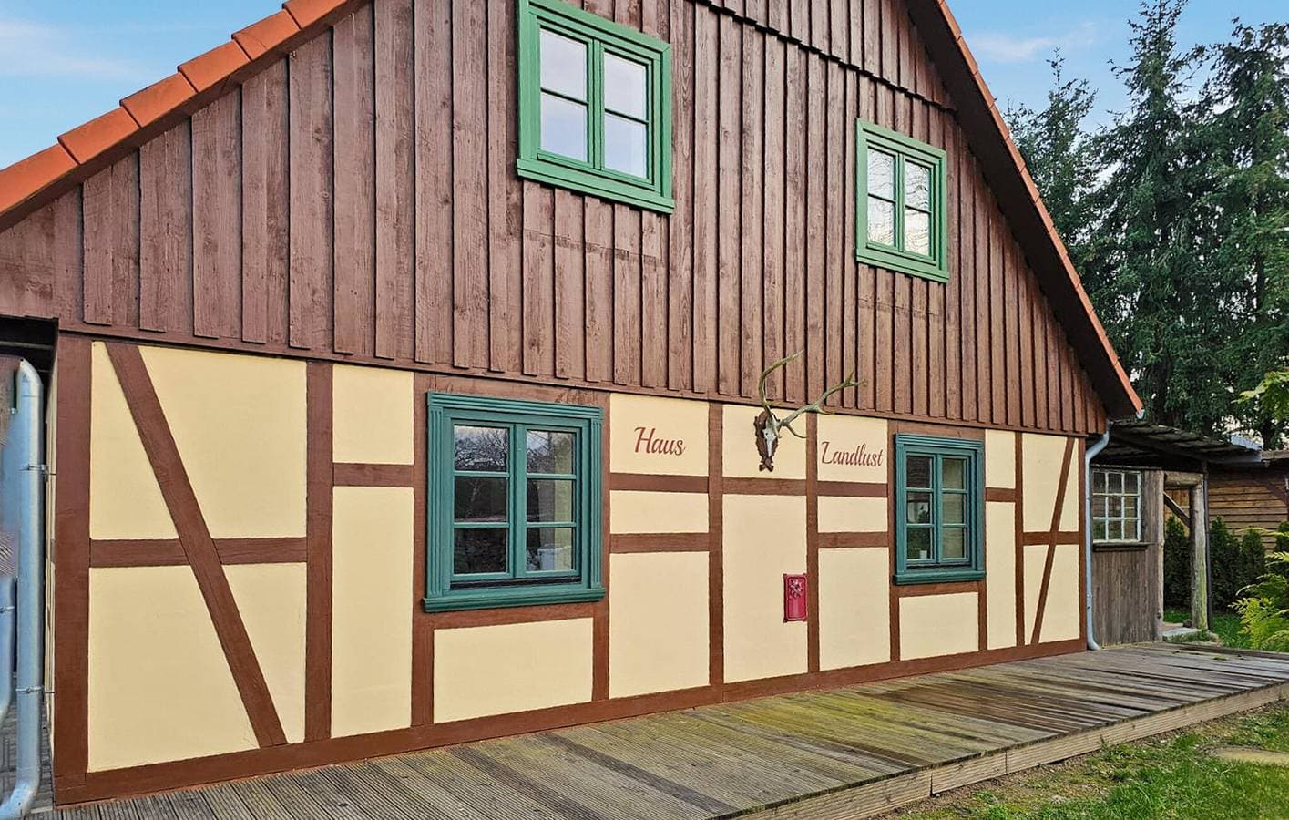 Foto 3 von 19: Geräumige 175 m² große Wohnung mit WLAN, Fernseher und Küchenausstattung