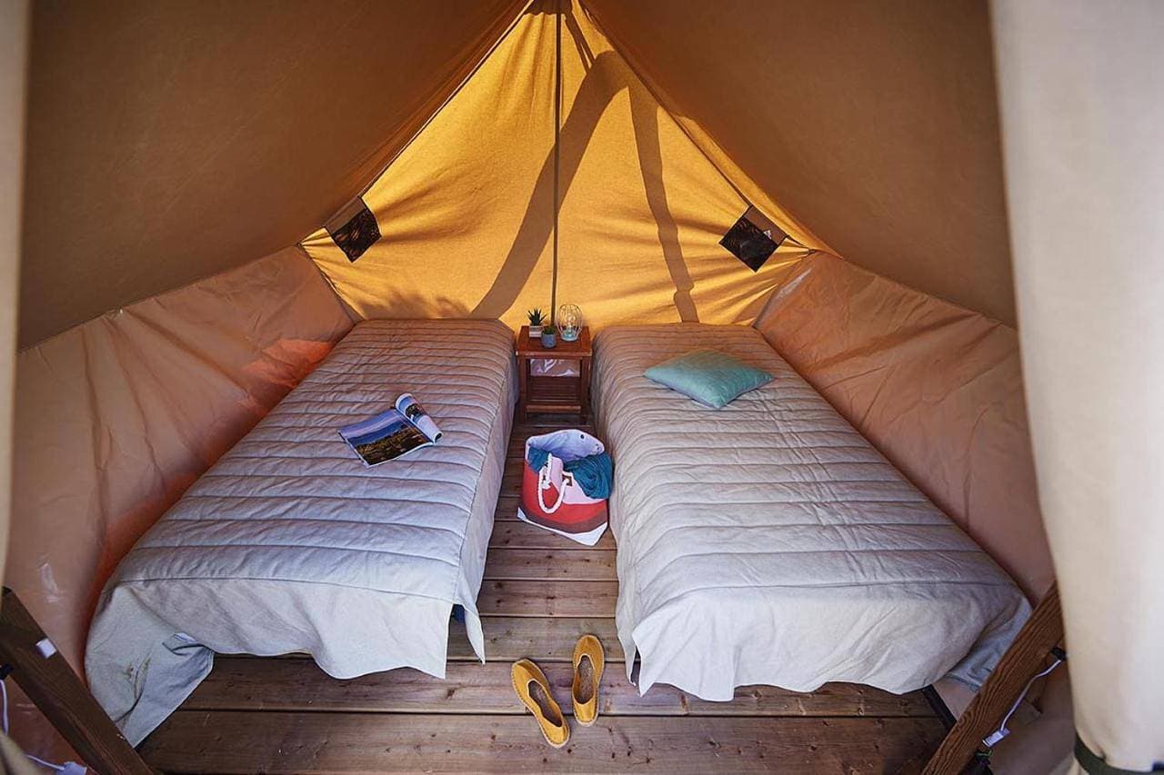 Foto 9 von 11: Tent