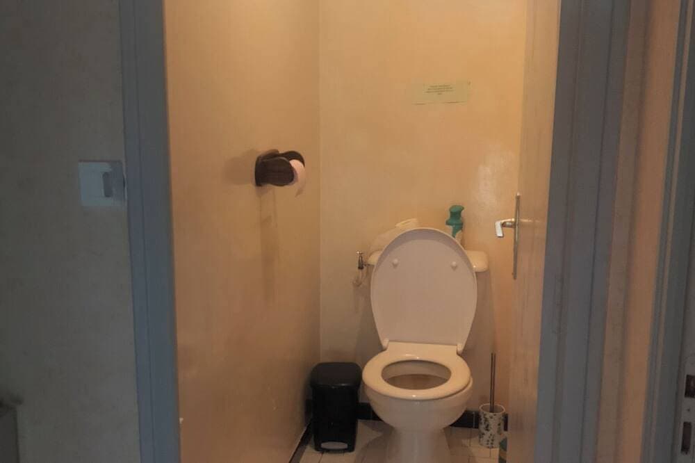Foto 8 von 30: Villa Plan Aups Ste Baume Var, 7 Personen, ruhig, Raum