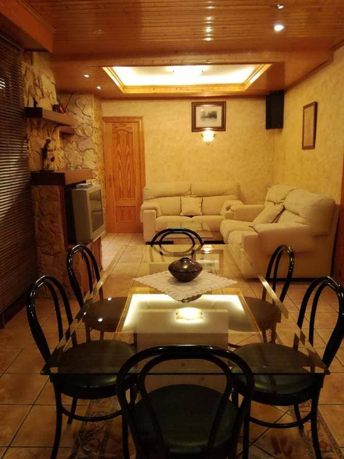 Foto 10 von 143: Two-Bedroom House