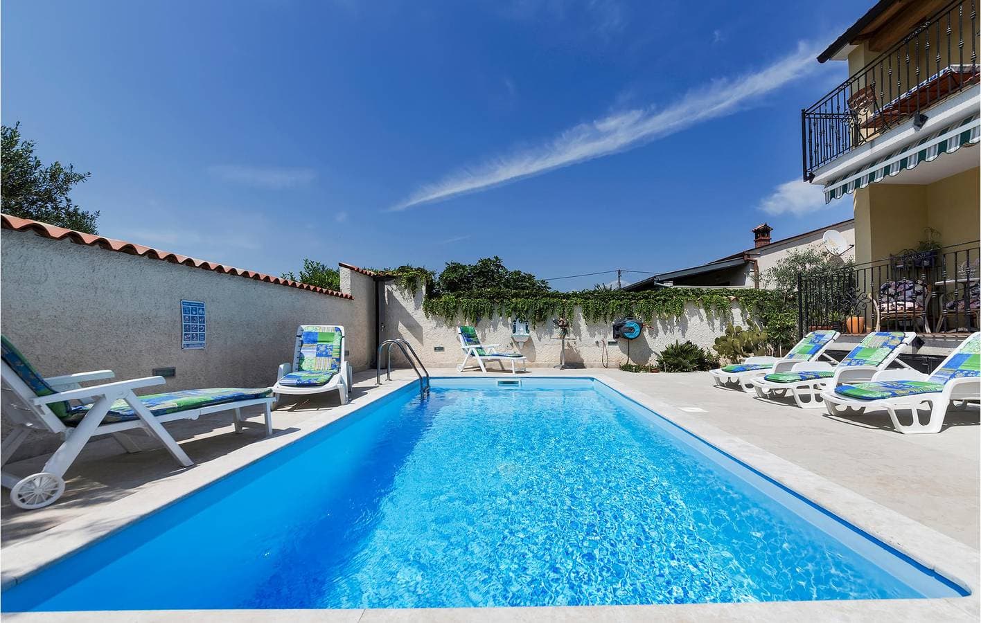 Foto 6 von 28: Gemütliche Ferienwohnung mit Pool und Terrasse, 2,5 km vom Stadtzentrum von Galizana entfernt