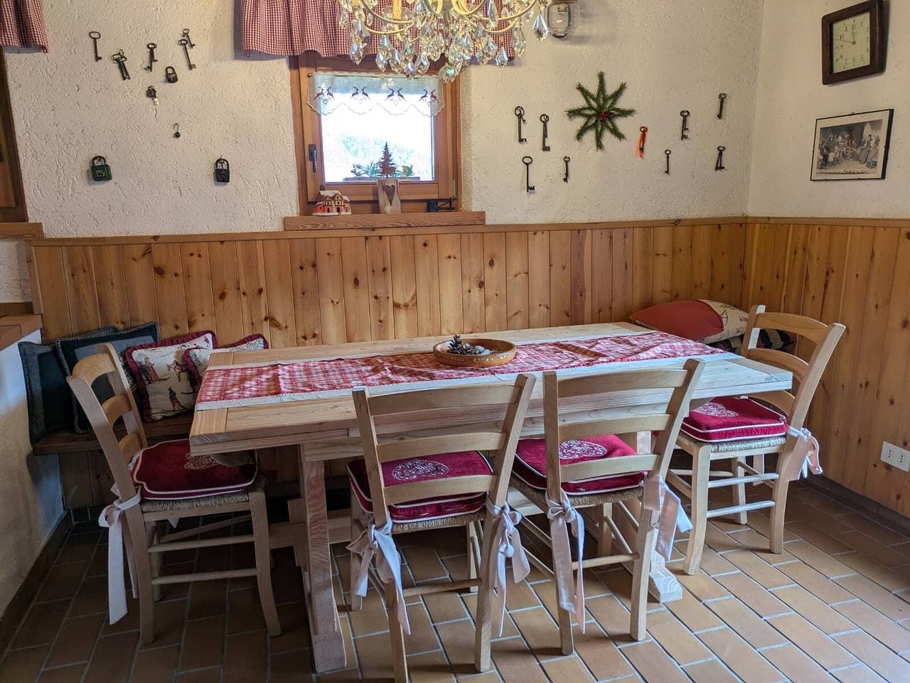 Foto 11 von 32: Ferienhaus "Baita Nido tra i Monti" mit Bergblick und Terrasse