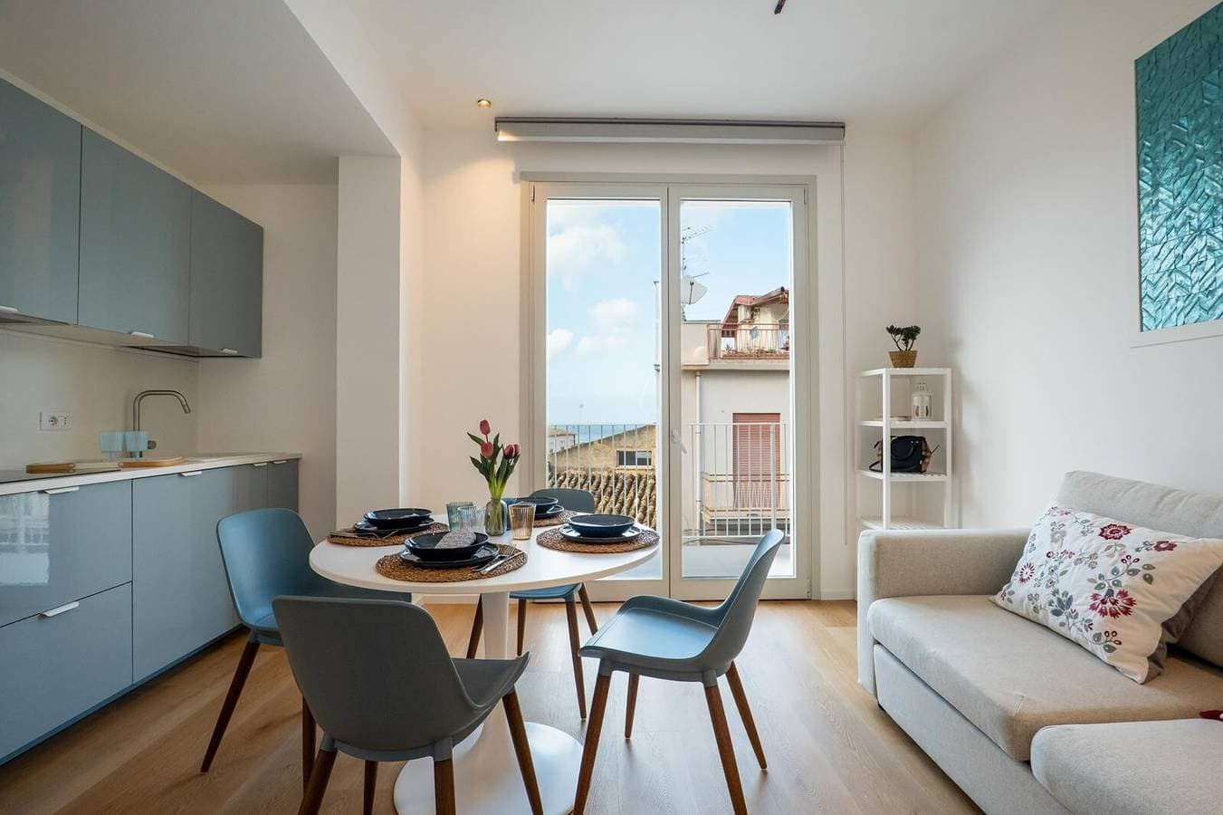 Foto 4 von 42: Ferienwohnung 'Terrazza Marconi' mit Meerblick, WLAN und Klimaanlage