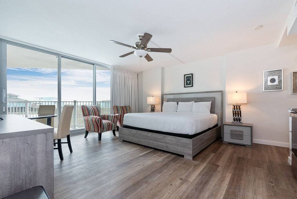 Foto 6 von 16: Sandcastle Condominium Unit 132