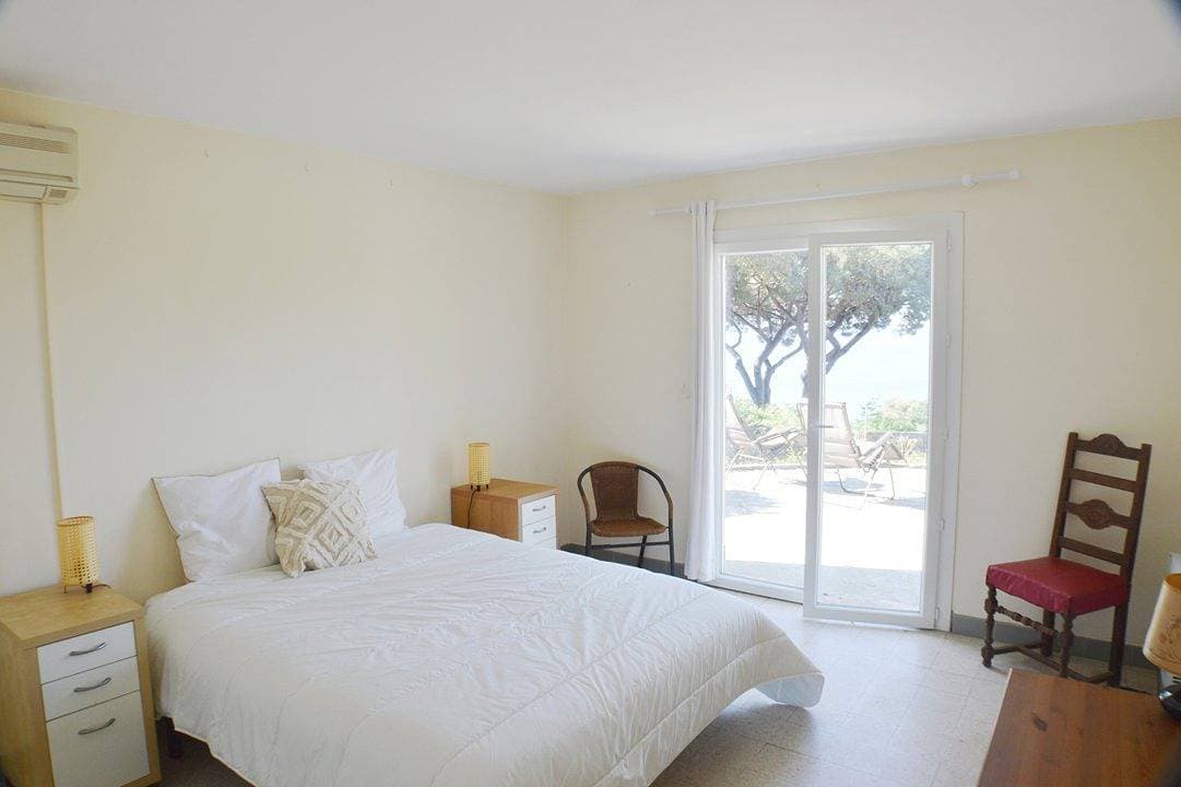 Foto 9 von 22: Ferienwohnung für 6 Personen mit Pool