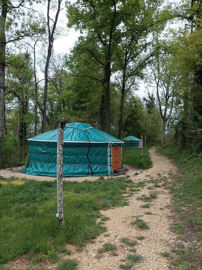 Foto 3 von 9: Tipi