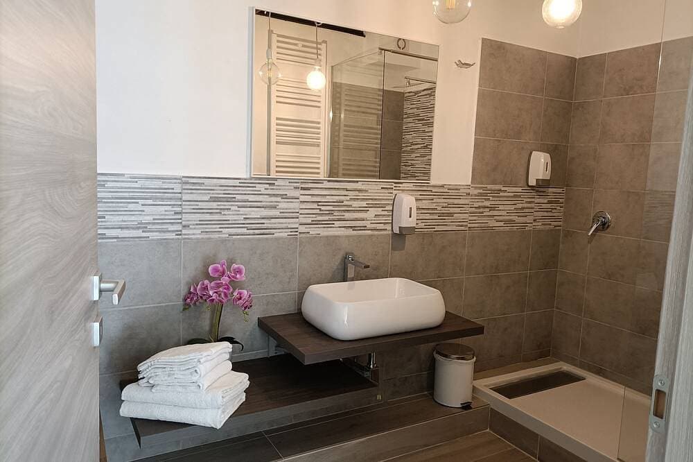 Foto 6 von 12: Il Cedro - double room with garden (no apartment)