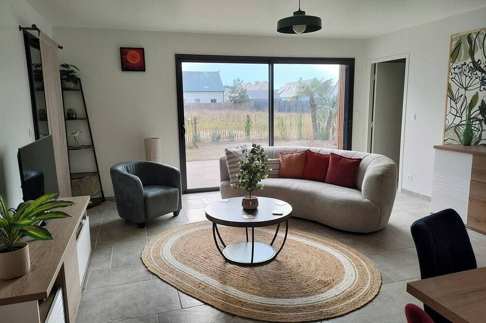 400m from the beach, new house for relaxation 1