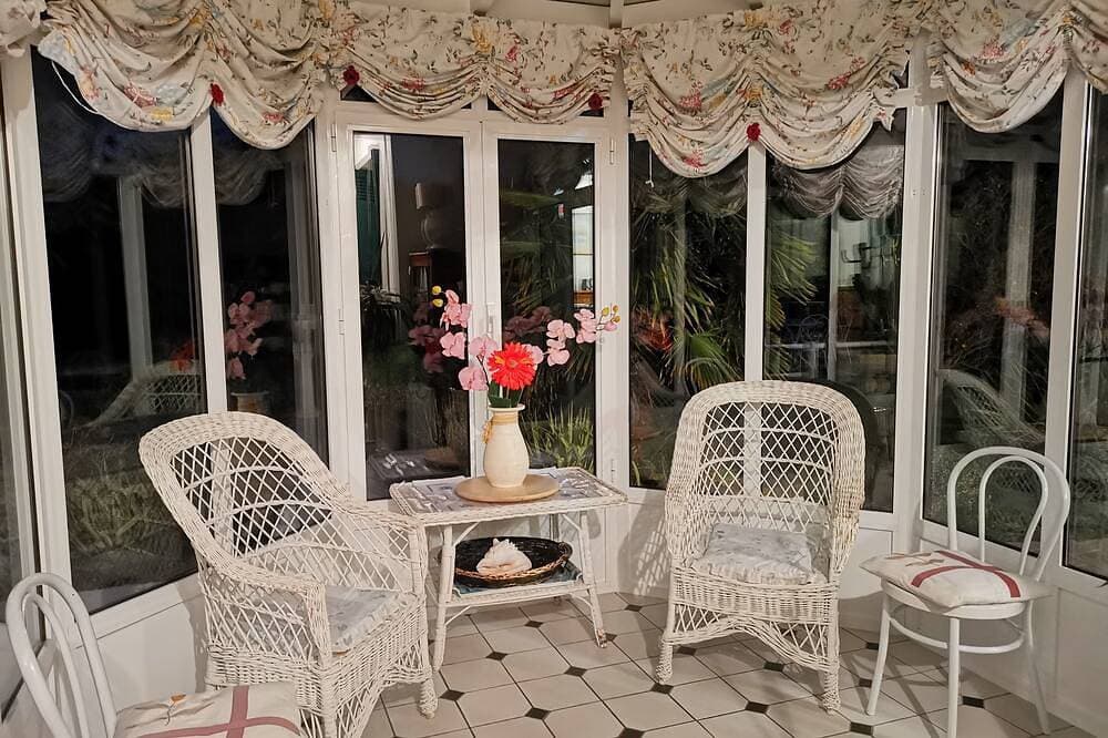 Foto 7 von 12: Charming chambre d'hote suite 400m from the port.