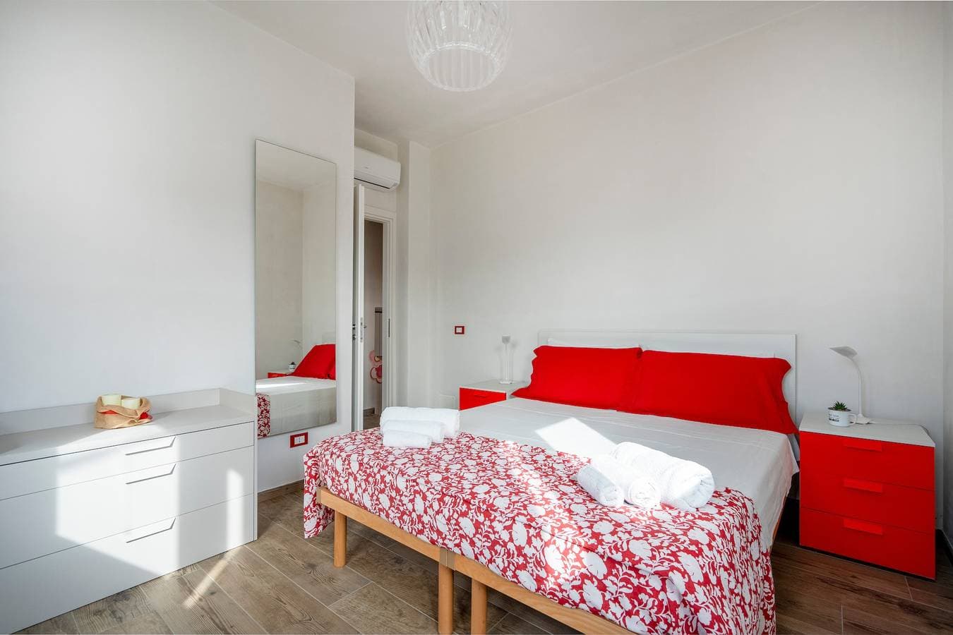 Foto 3 von 20: Ferienwohnung "Gufo Di Mare - Rosso" mit Meerblick und privater Terrasse