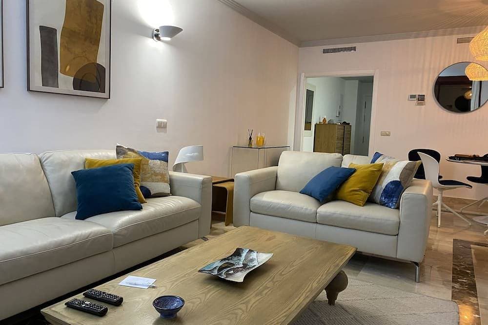 Foto 10 von 30: Luxury and spacious 3-bed Penthouse apartment in fabulous Gualdalmansa