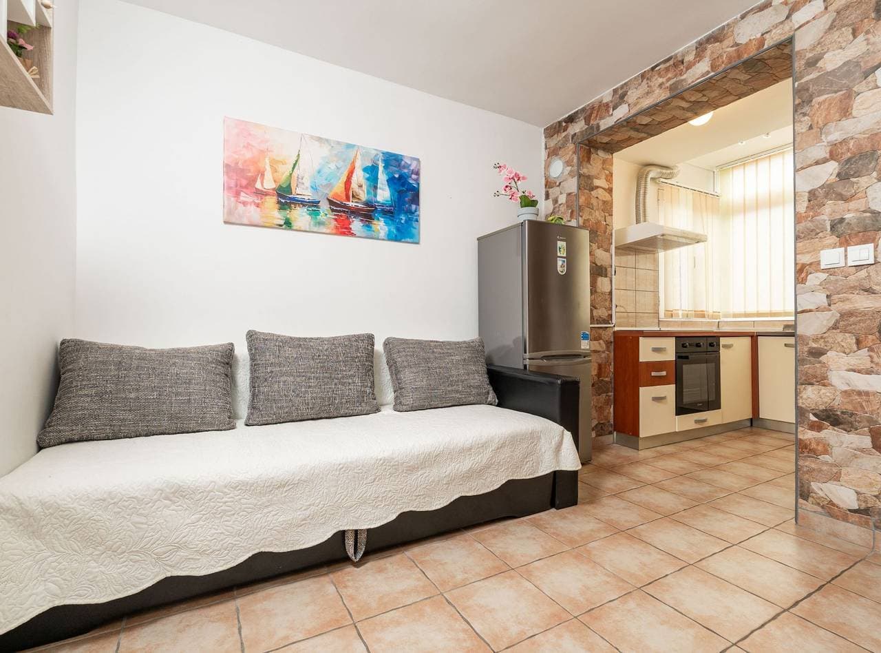 Foto 5 von 50: Apartment Lolo - Two Bedroom Apartment with Loggia and Street View