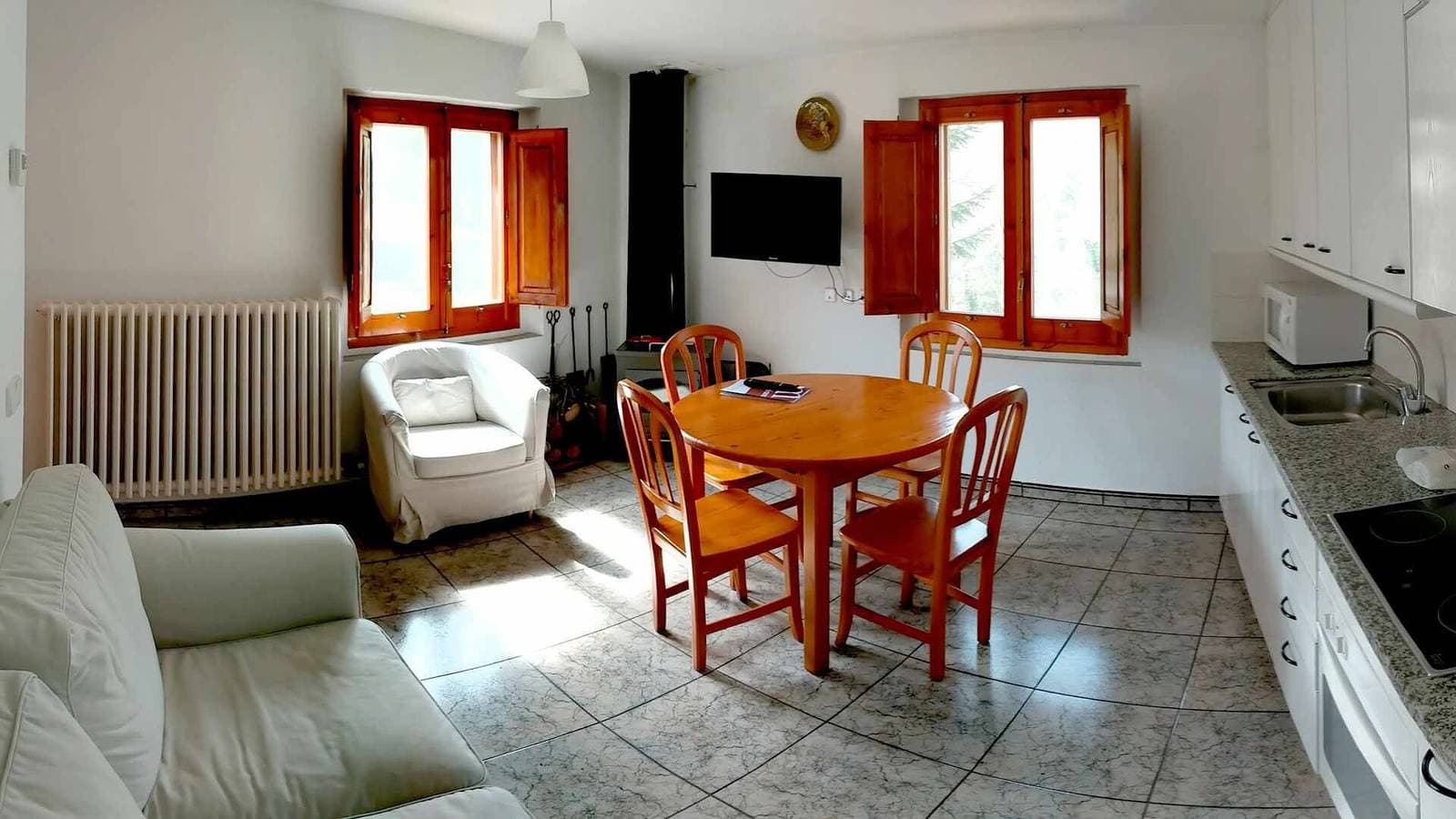 Foto 5 von 35: Ferienwohnung 'Mas El Carrer - Blanc' mit Gemeinschaftspool, Gemeinschaftsgarten und Wi-Fi